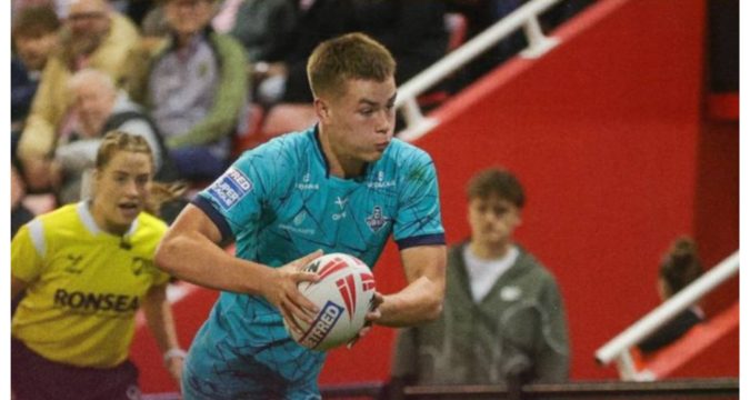 Huddersfield Giants hand new deal to rising starlet Lewis Jagger ...