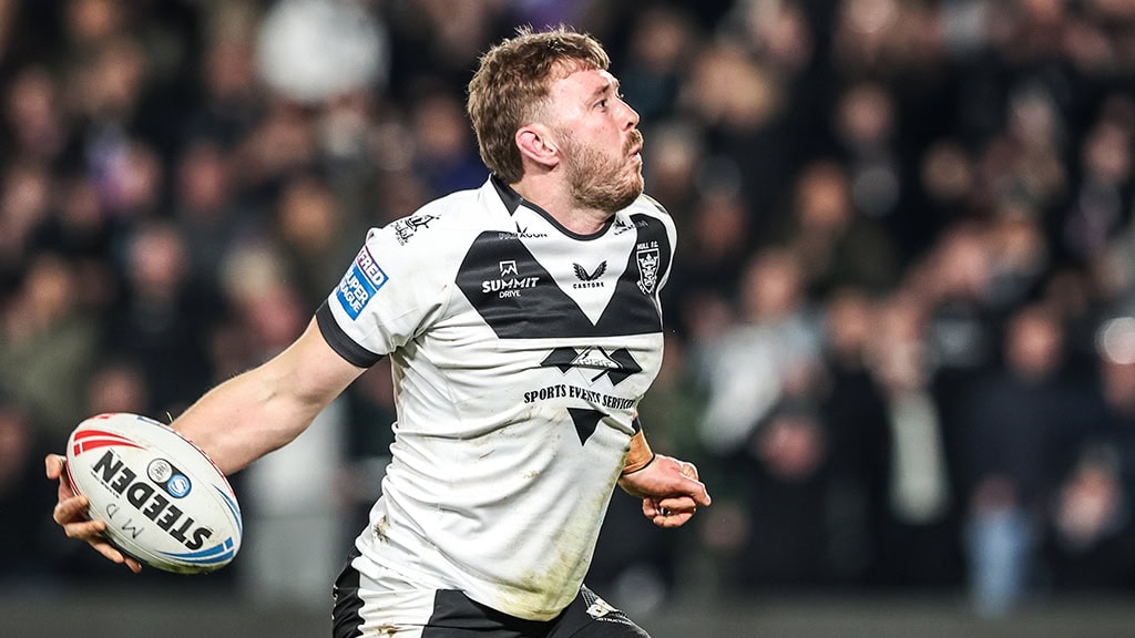 Hull FC's Joe Batchelor among four Super League players banned