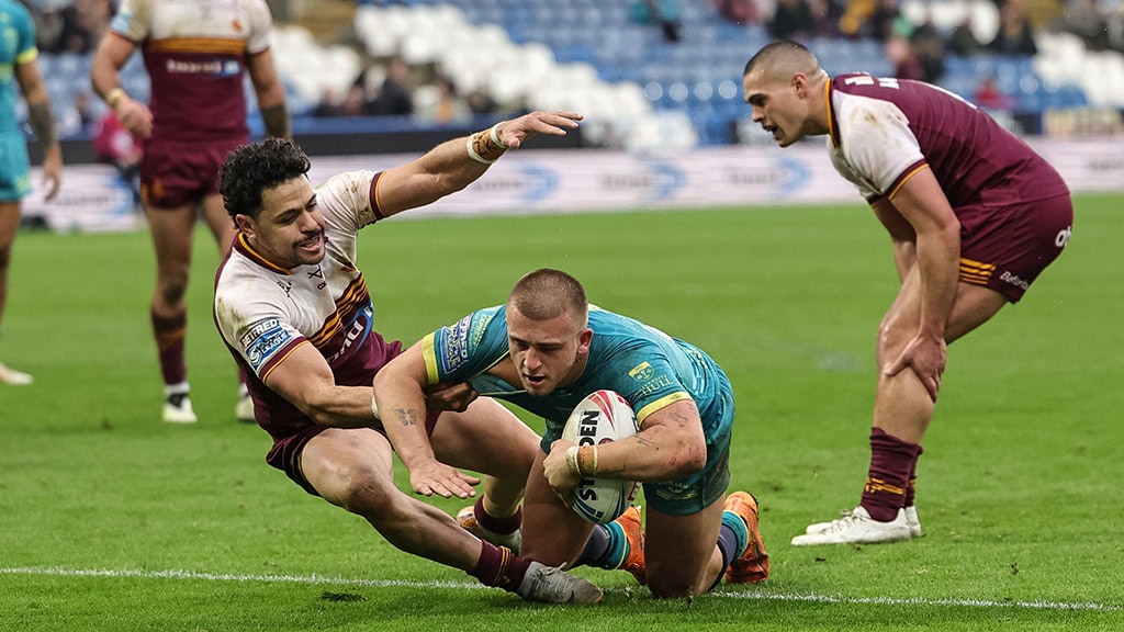 Hull KR bounce back from Vegas to pummel Huddersfield Giants