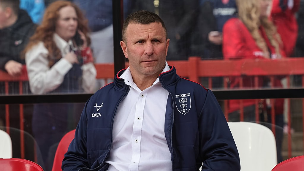 Different travel plan pays off for happy Hull KR boss Willie Peters