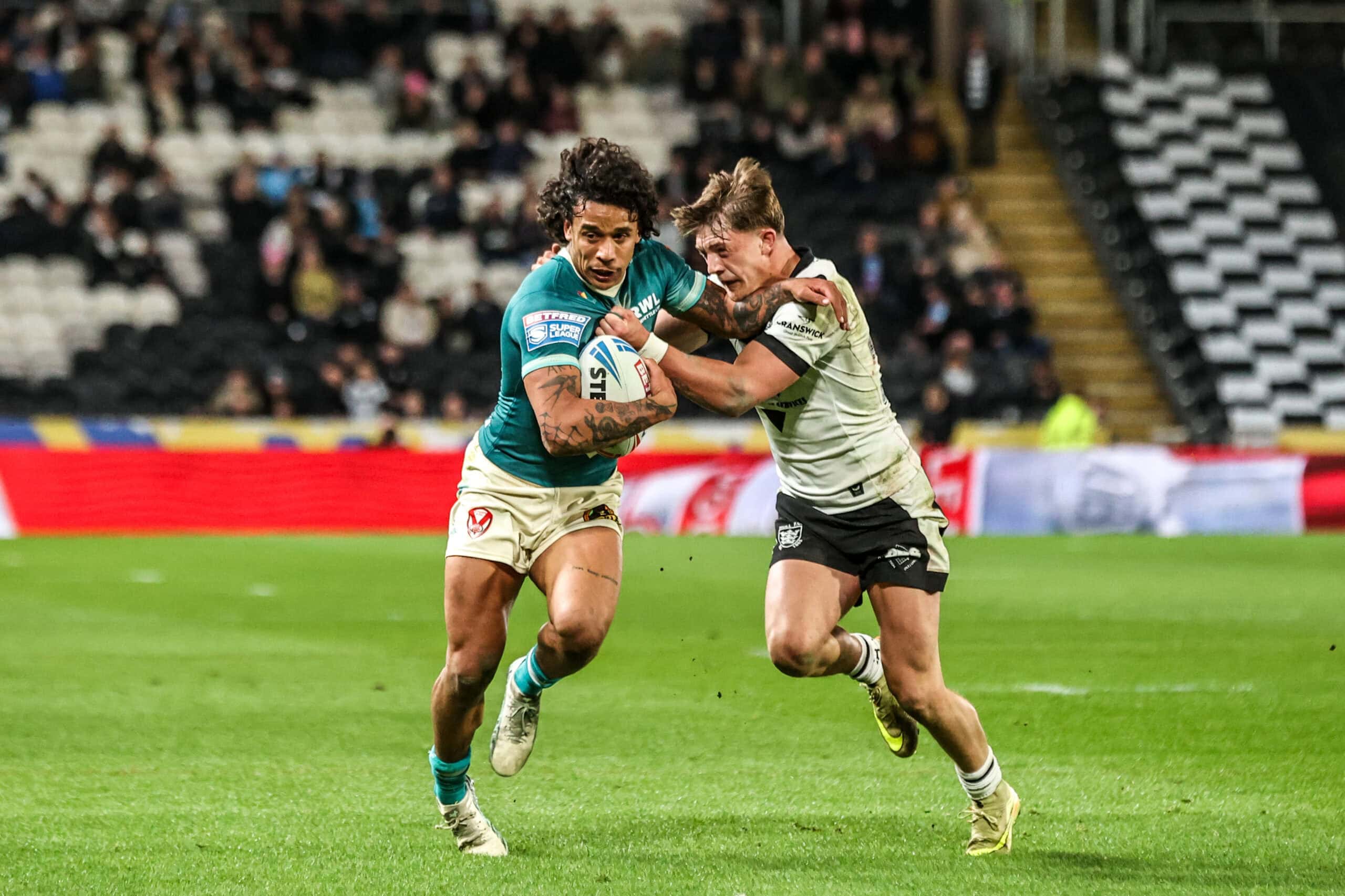 Brave Hull FC fall short against impressive St Helens