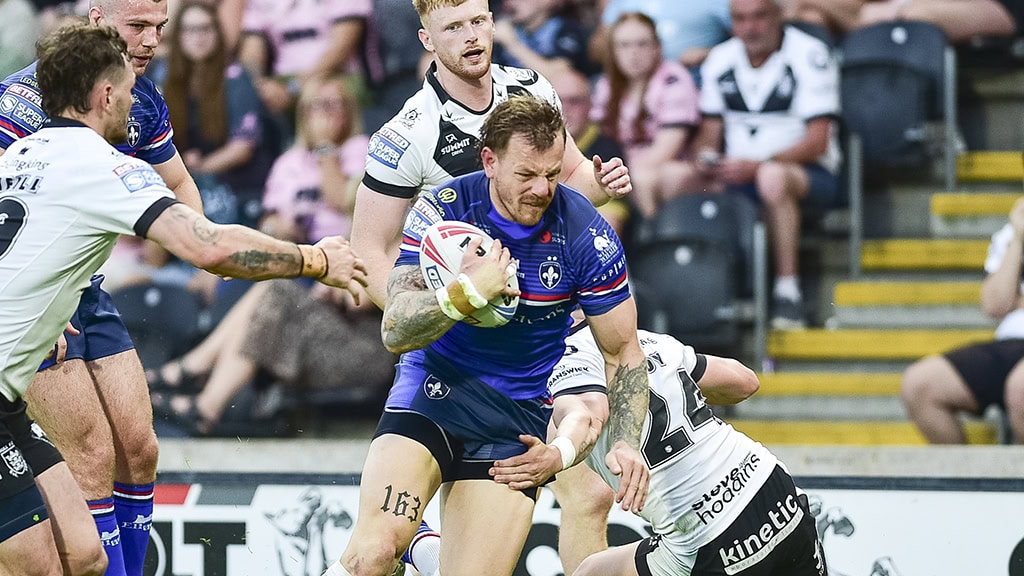 Wakefield Trinity run out convincing winners at Hull FC