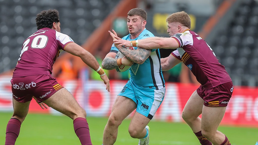 Hull FC pull away from struggling Huddersfield Giants