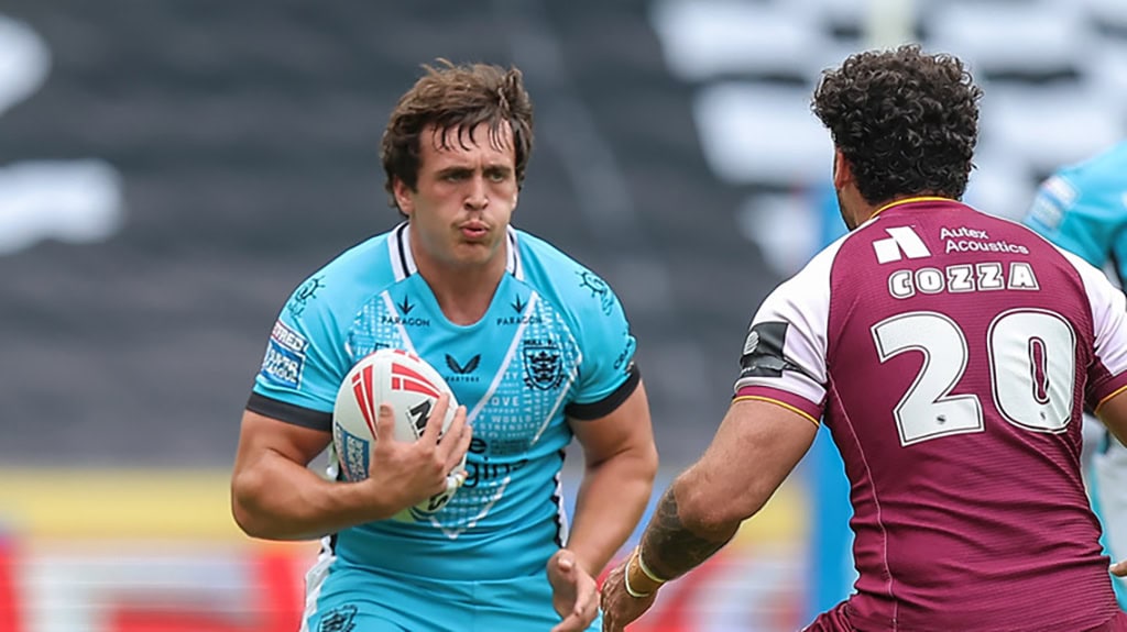 Warrington Wolves recall Max Wood from Hull FC after Toafofoa Sipley blow