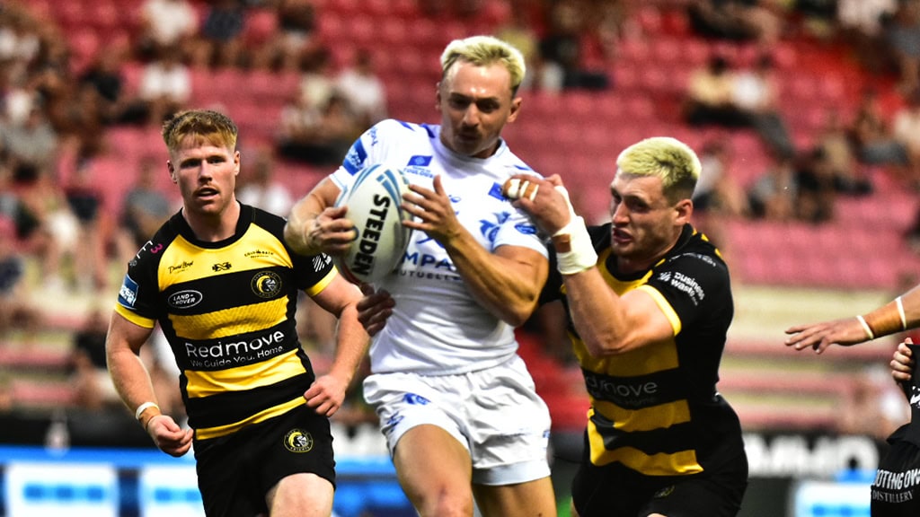 Toulouse Olympique suffer Olly Ashall-Bott and James Roumanos blows