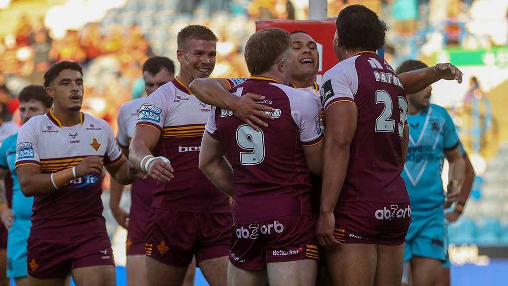 Jim Lenihan urges locals to see what Huddersfield Giants are about with free entry