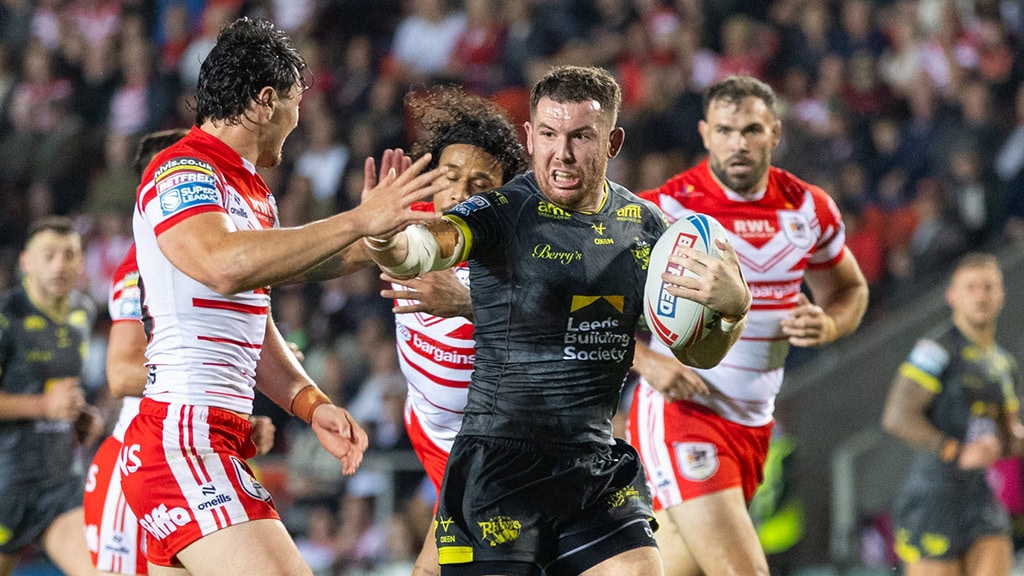 Leeds Rhinos take a sledgehammer to St Helens' top-six hopes