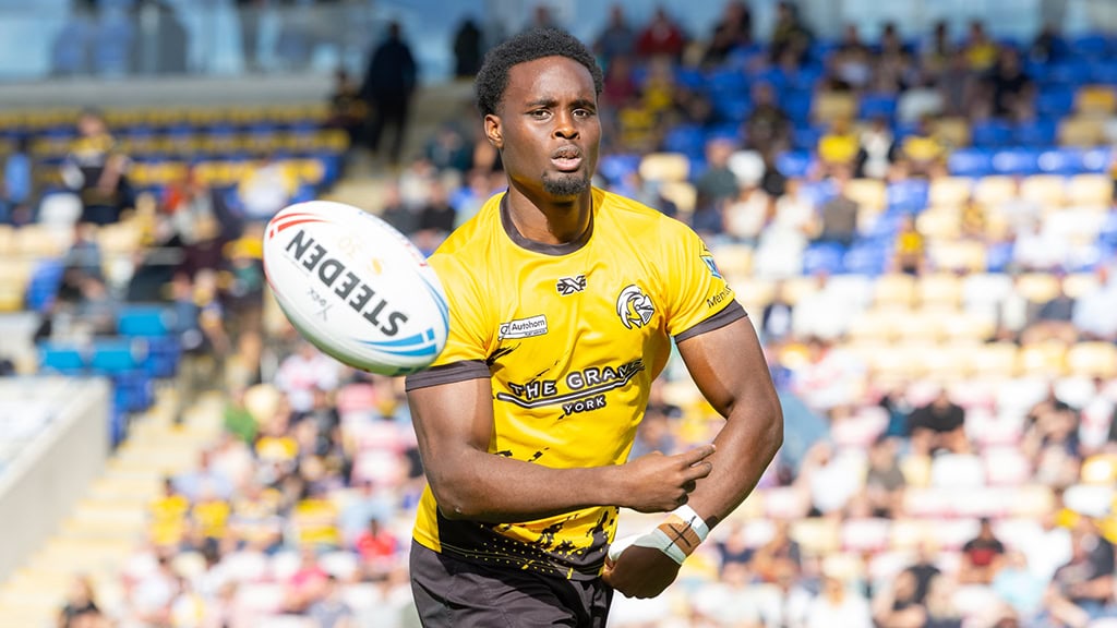 Mark Applegarth sees bright future in Newcastle Thunder's Andy Djeukessi