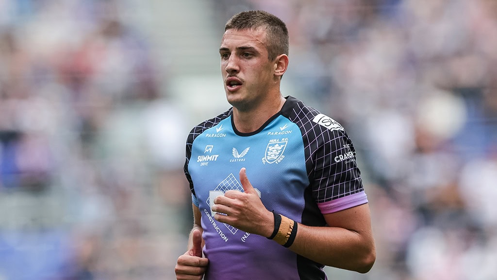 Jake Arthur swaps Hull FC for Huddersfield Giants
