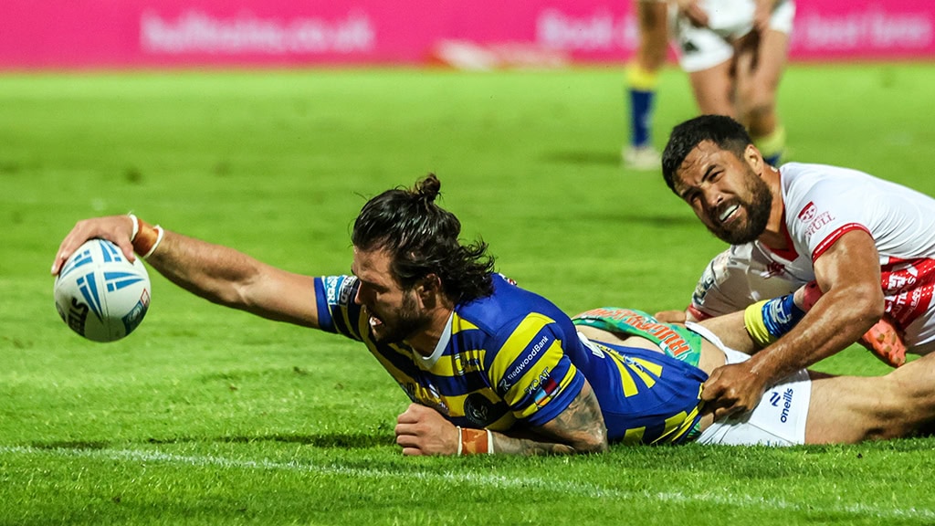 Warrington Wolves claim gripping win at Hull KR