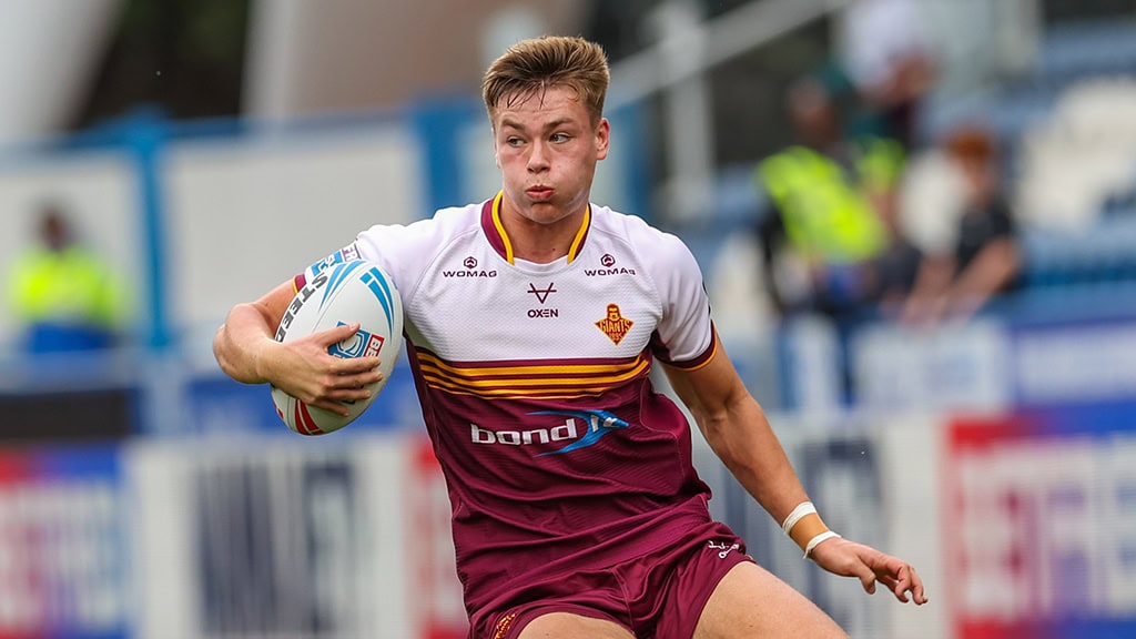 New contract for Huddersfield Giants' Lewis Jagger