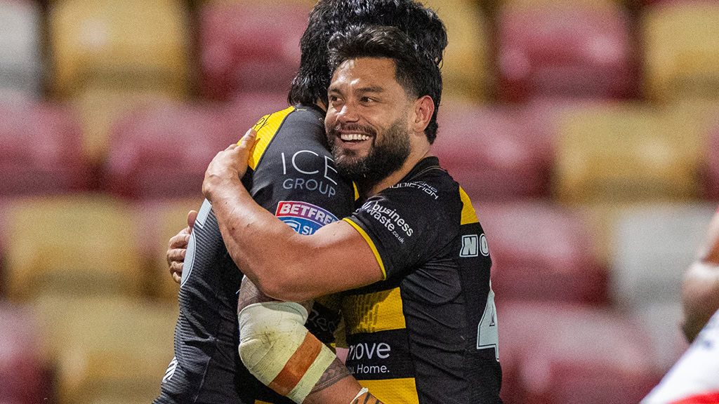 David Nofoaluma signs permanent York Knights contract
