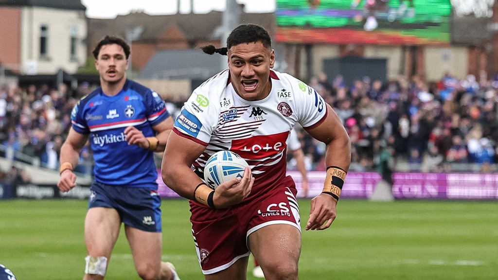 Patrick Mago commits to Wigan Warriors stay