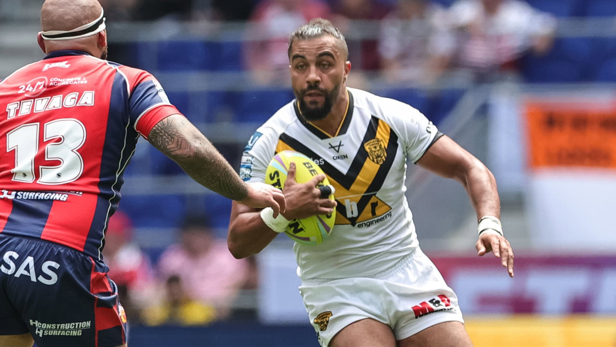 Ashton Golding 'relieved' to sign new Castleford Tigers deal