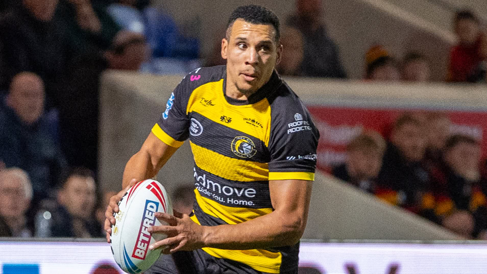 Ben Jones-Bishop heading into 20th season after agreeing new York Knights deal